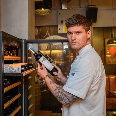 Teilen Sie Ihre Welt und Ihre Augenblicke des Weingenusses!