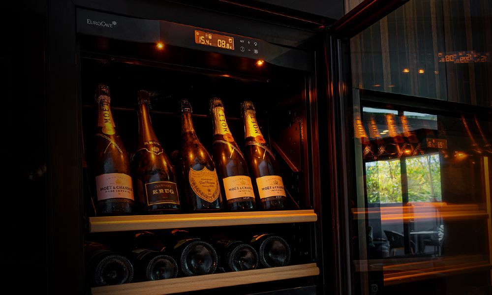 Die perfekte Reifung von Wein unter Berücksichtigung der 5 wesentlichen Lagerkriterien.