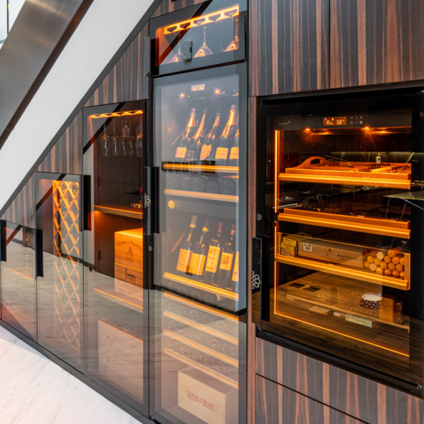 eurocave-luxurious-interior-design-wine-wall-cigar-humidor-home-UAE-3.jpeg