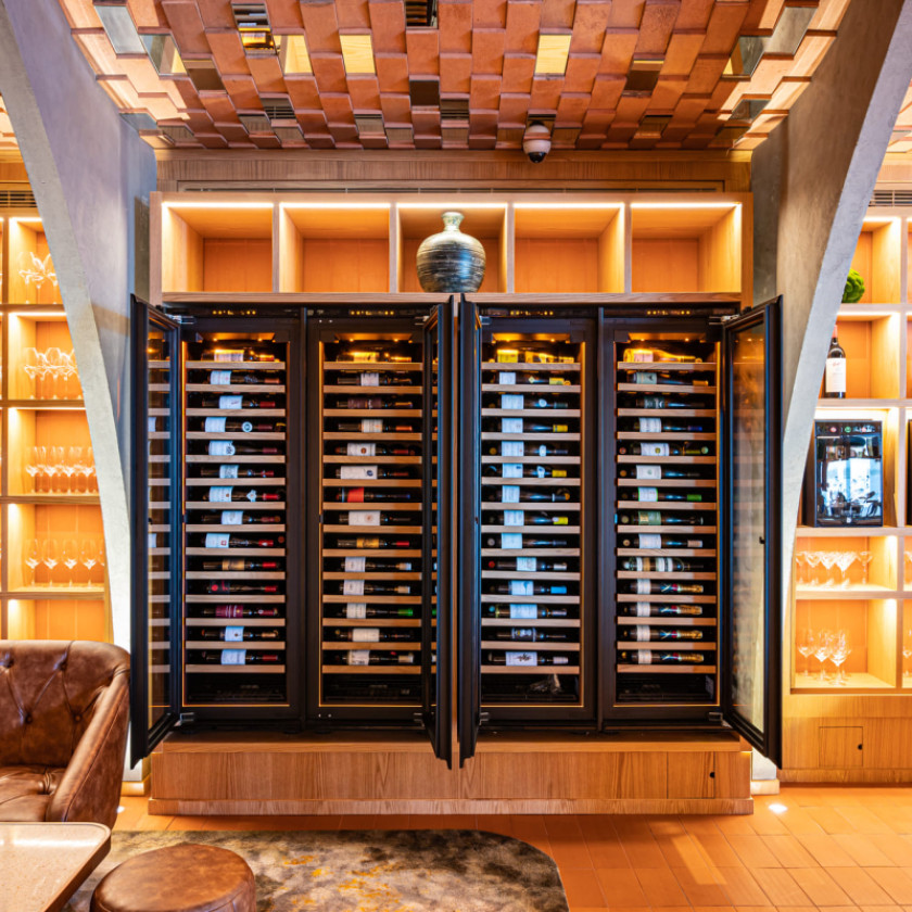 eurocave-wine-wall-restaurant-decoration-design-wine-coolers-papa-dubai-UAE-inspi-wine-bar-2.jpeg